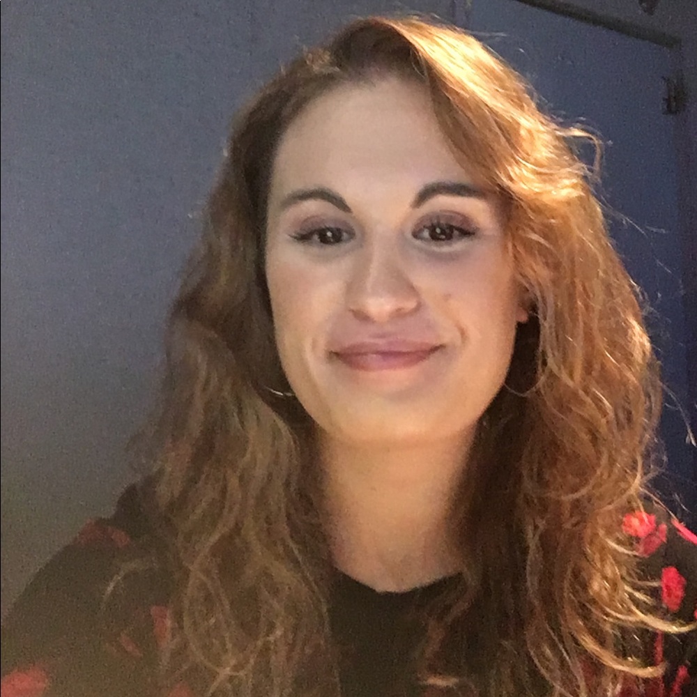 Meet your Posher, Christie